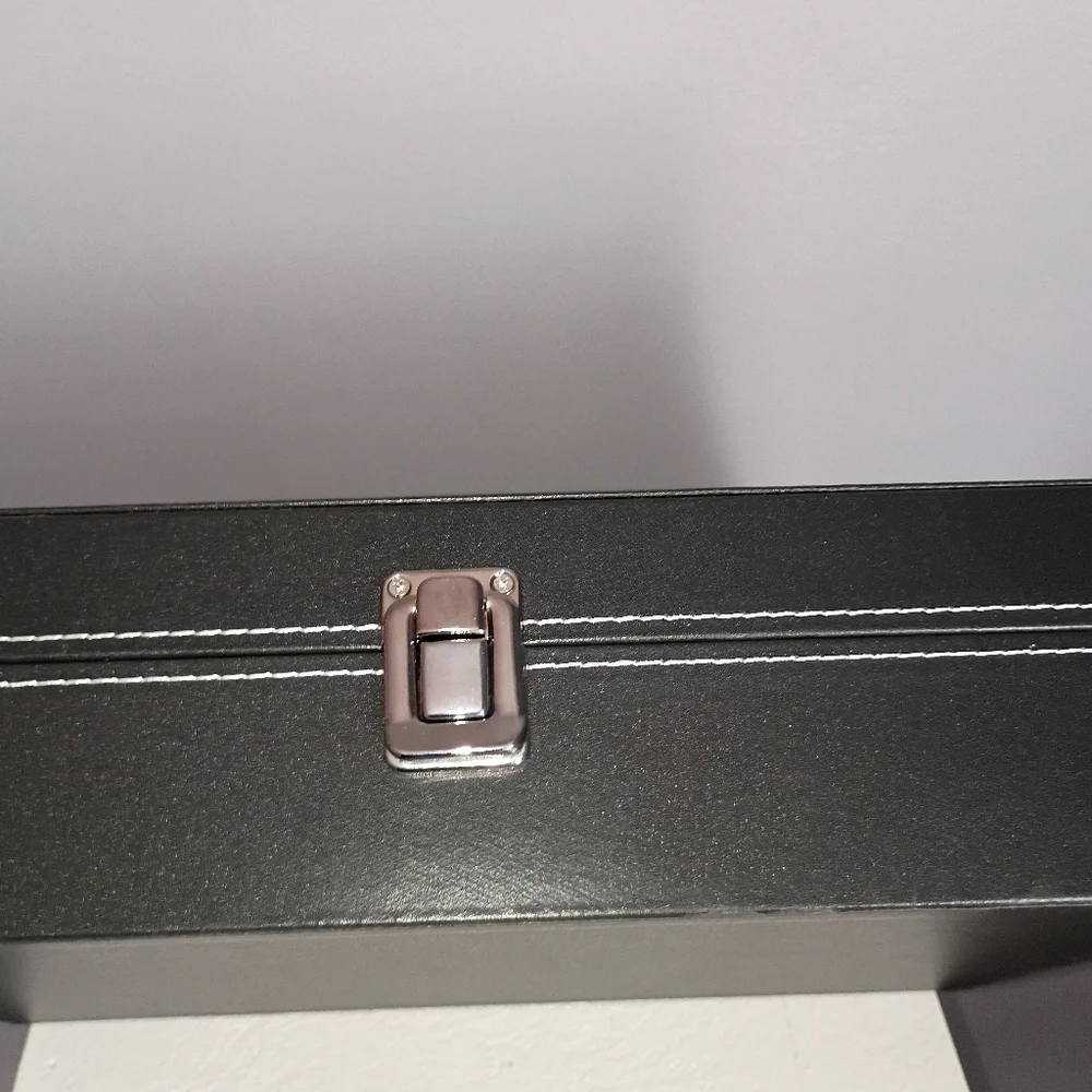 8 Slot Sunglasses Glasses Case Organizer - Picture 3 of 9